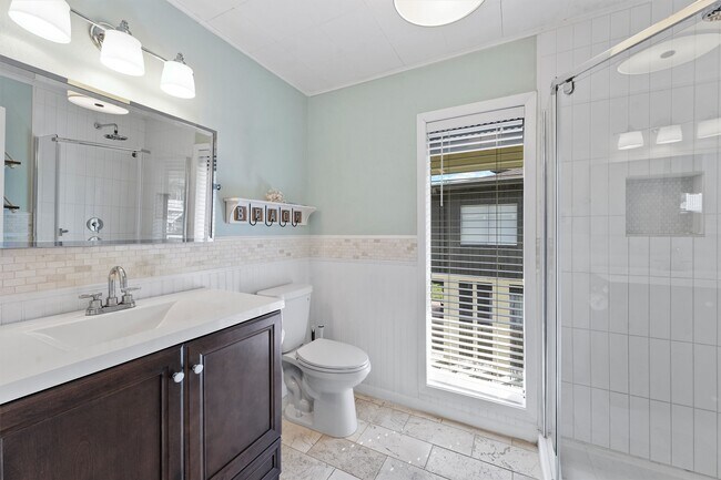 Photo - 16603 Jamaica Cove Rd