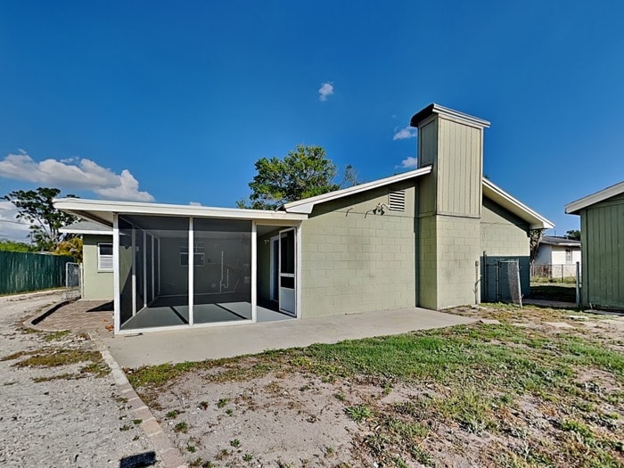Photo - 1175 Luke Ave