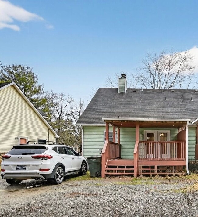 Photo - 3209 Lakeford Dr