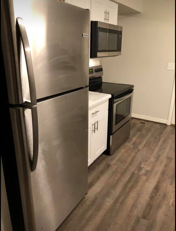 Photo - 129 N 1100 W St