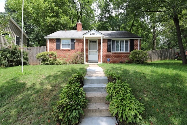 Building Photo - "Coming Soon". - Lovely 2BD/1BA Brick Rambler with large yard!