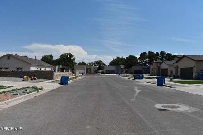 Photo - 11968 Medalla St