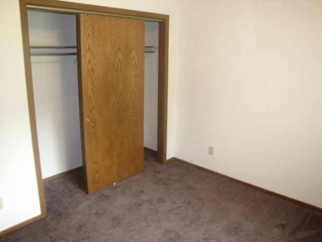 Photo - River Buttes