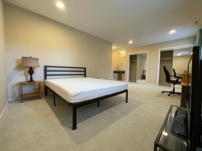 Photo - 10540 Assembly Dr