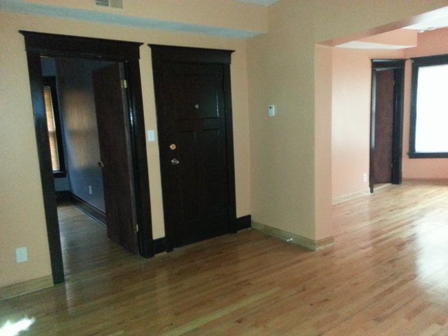 Photo - 300 N Lockwood Ave Unidad 2