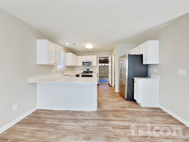 Photo - 986 Peachtree Meadows Cir