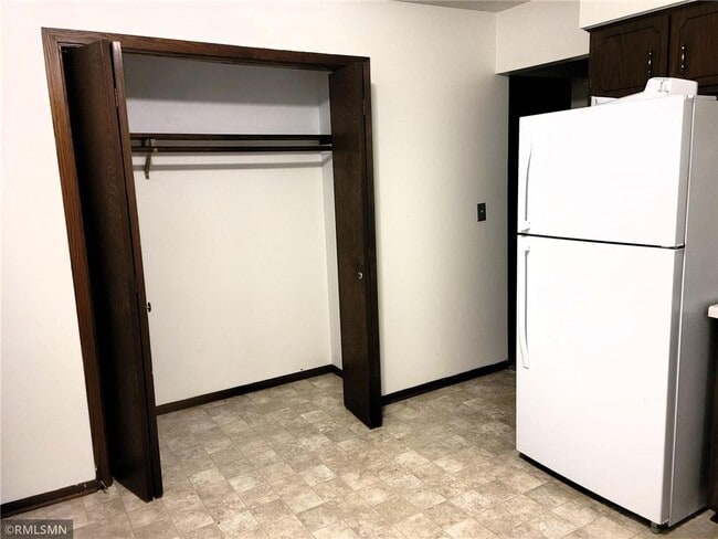 Photo - 218 N Jefferson St Unidad #2