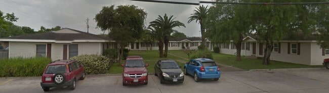 Building Photo - 4625 Kostoryz Rd Unit #4625