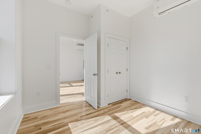 Photo - 253 State St