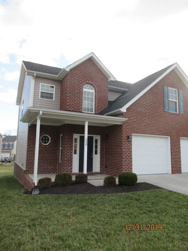 Photo - 4 Bedroom 2.5 Bath House with 2 Car Garage