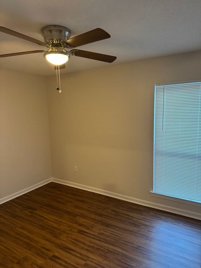 Photo - 6298 Raible Dr