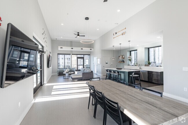 Rooftop Clubhouse