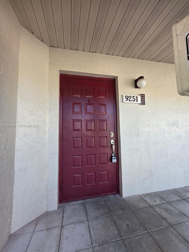 Photo - 9251 SW 138th Pl Unit 9251