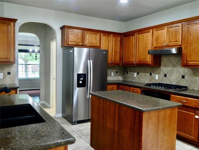 Photo - 1110 Willowbrook Dr