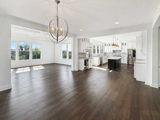 Photo - 4301 Picket Wy