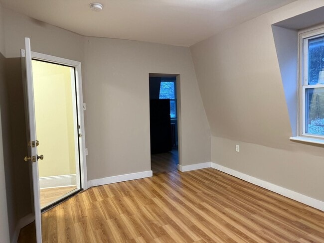 Photo - 1635 Union Turnpike Unit # 2