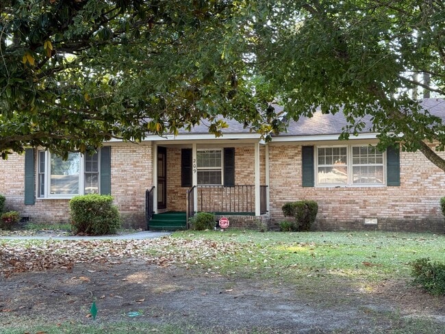 Photo - 209 Allendale Dr