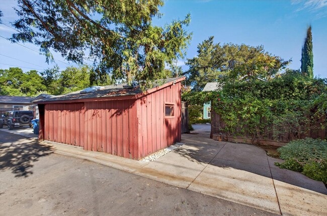 Photo - 123 Wilder Ave