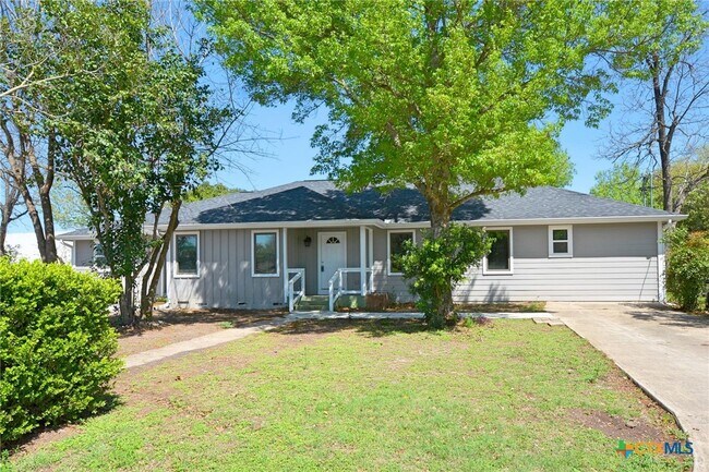 Photo - 515 Lake Front Ave Townhome