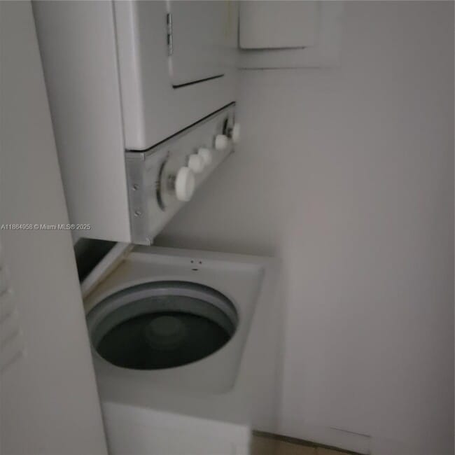Photo - 120 Lakeview Dr Unit 318