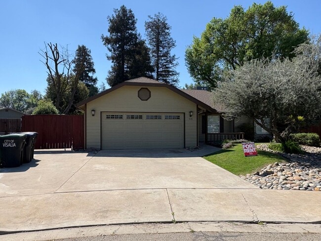 Building Photo - Cozy NW Visalia Home Rent Ready!