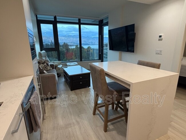 Photo - 3699-3699 Capozzi Rd