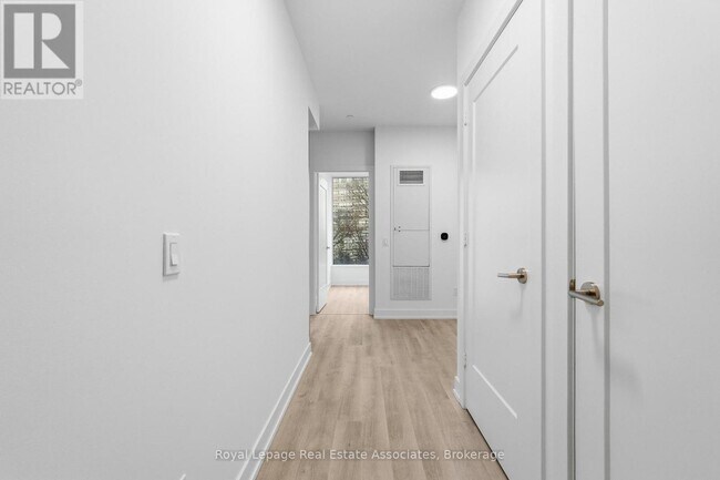 Photo - 25 Cordova Ave Unité 501