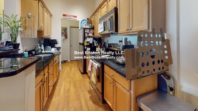 Photo - 50 Craigie St Unit 3