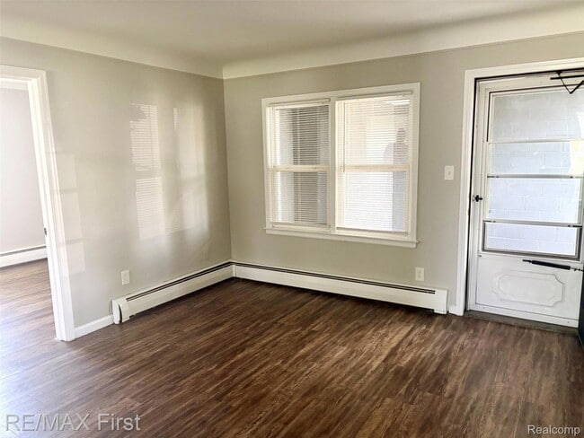 Photo - 206 Josephine Ave
