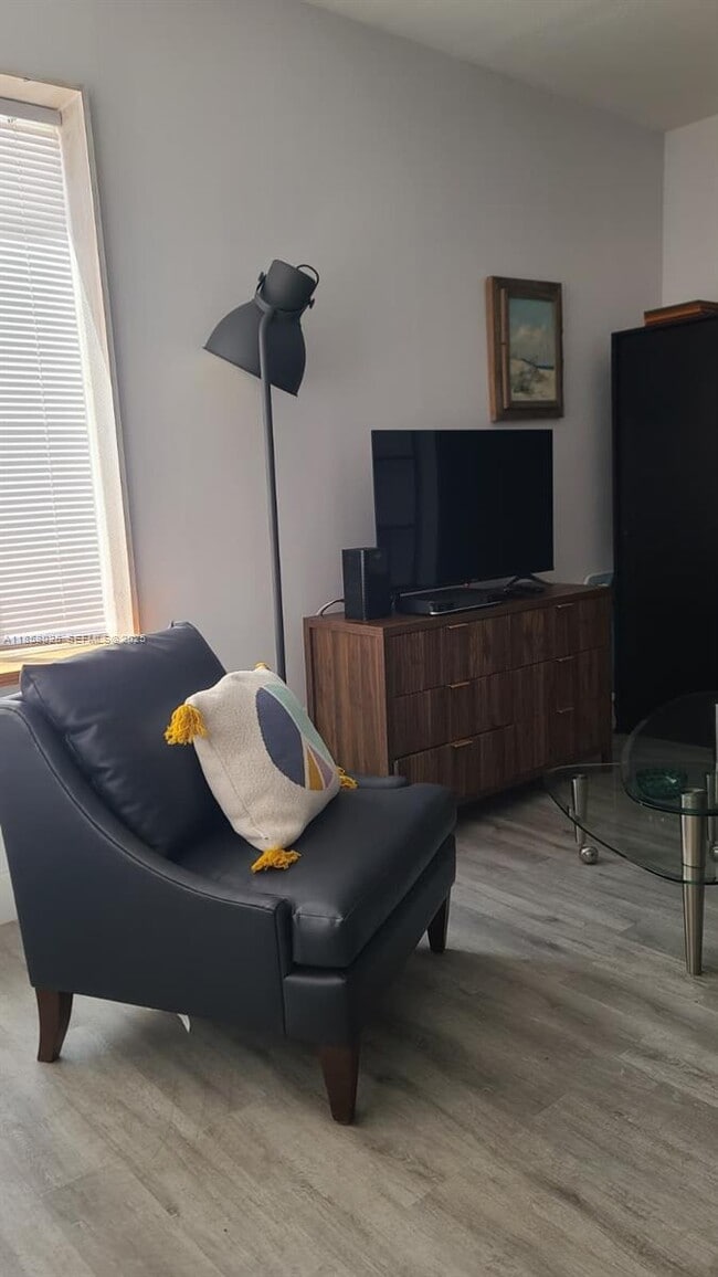 Photo - 3710 Collins Ave Unit N-309