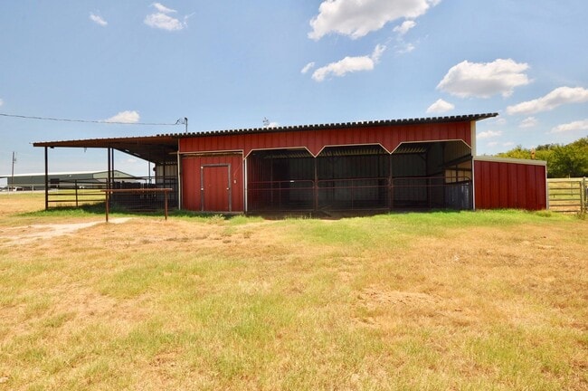 Photo - COMING SOON! – Nice Horse Property - Texas Style Home on 5 Acres. Two Barns, Round Pen & Pipe - H...