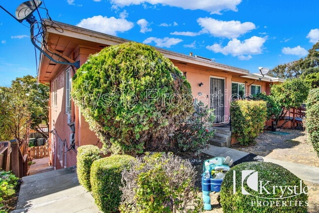 Photo - 1029 Sutter St