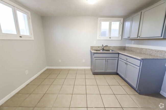Building Photo - Avenue 663-C Unit 663 Avenue C #C Rental