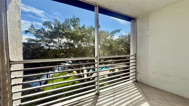 Photo - 9340 Lagoon Pl Unit 403