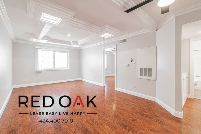 Photo - 5325 Cartwright Ave Unidad 202 Rental