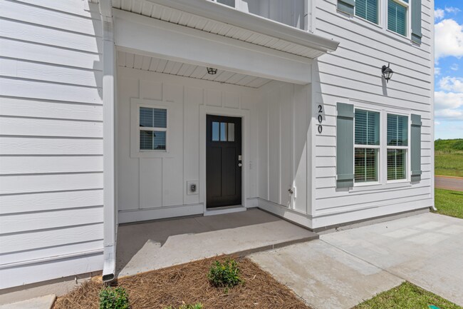 Photo - 200 Clifton Dr