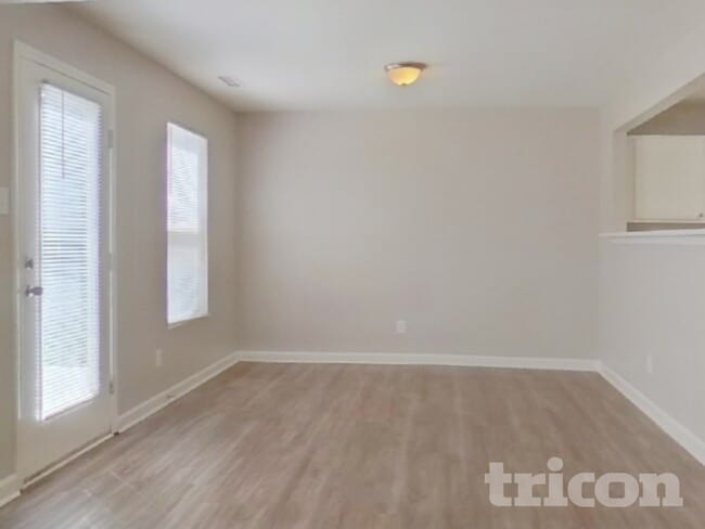 Photo - 1210 Willow Bridge Ct