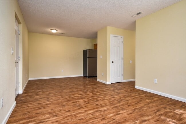 Table Rock Apartments