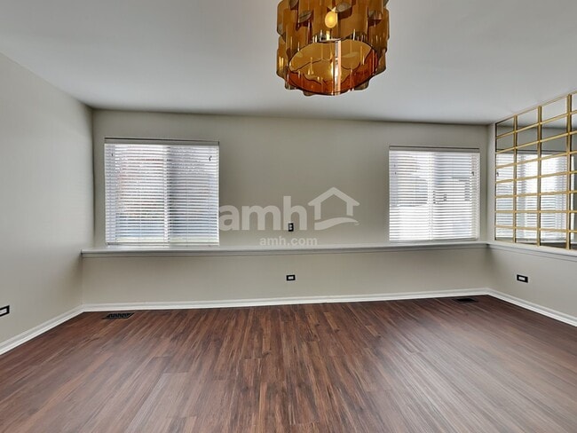 Photo - 915 Mission Blvd