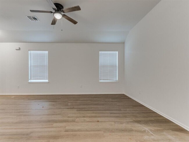 Photo - 11604 Mackenzie Wy