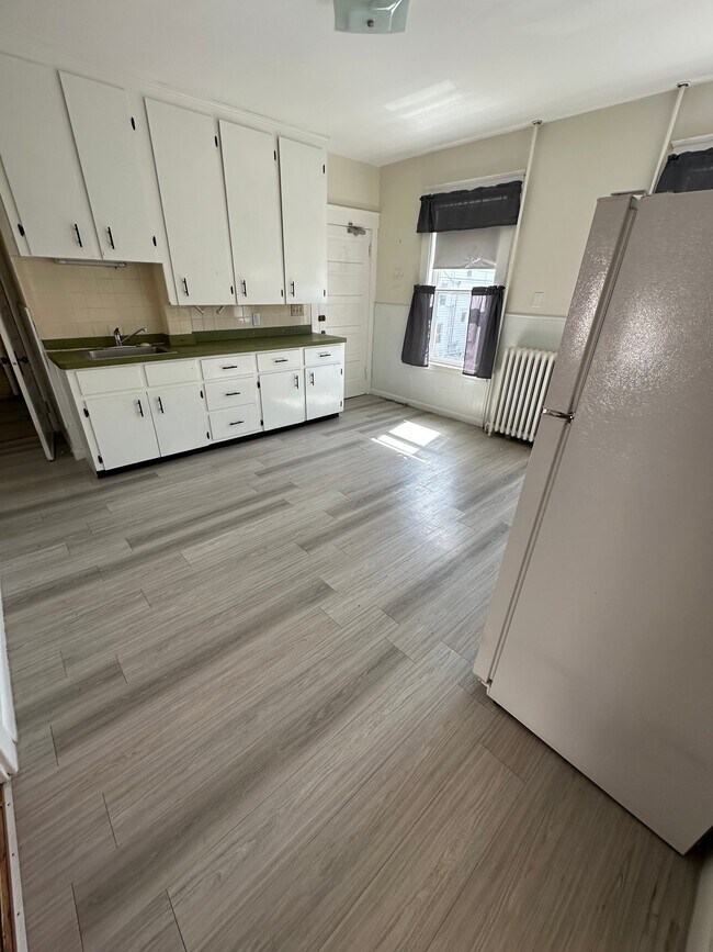 Photo - 213 Pine St Unit 2