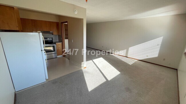 Photo - Beautiful 1 BD | 1 BA Apartment with a Vie... Unit 07