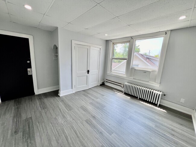 Photo - 1495 Gladstone Ave Unité 308