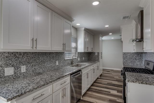 Photo - 809 Michelle Dr