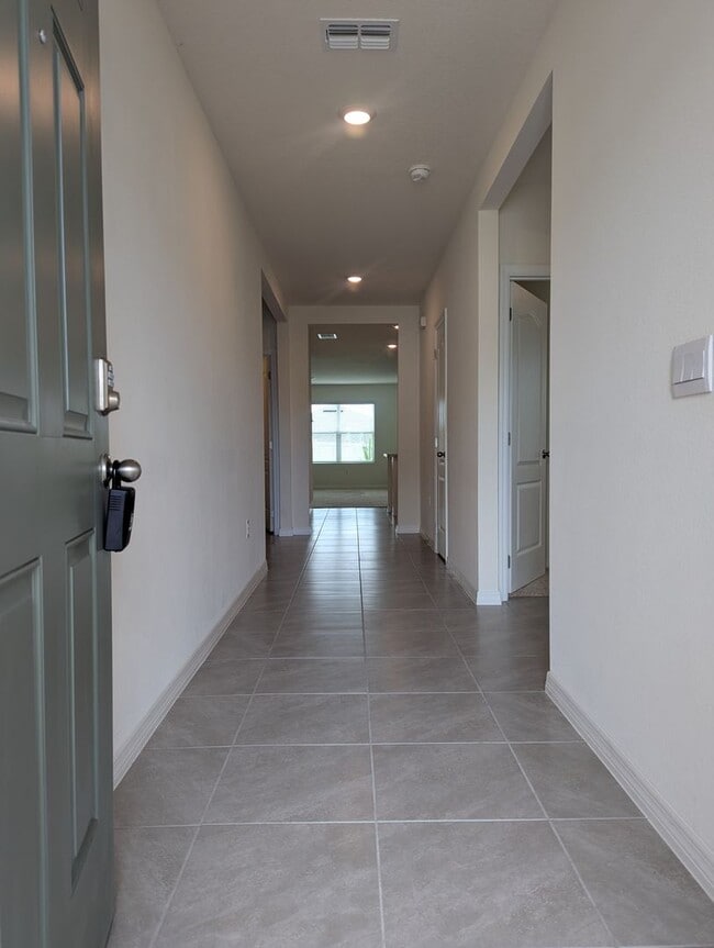 Photo - 1903 Henin Cir