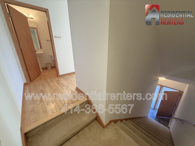 Photo - 2121 N Riverboat Rd