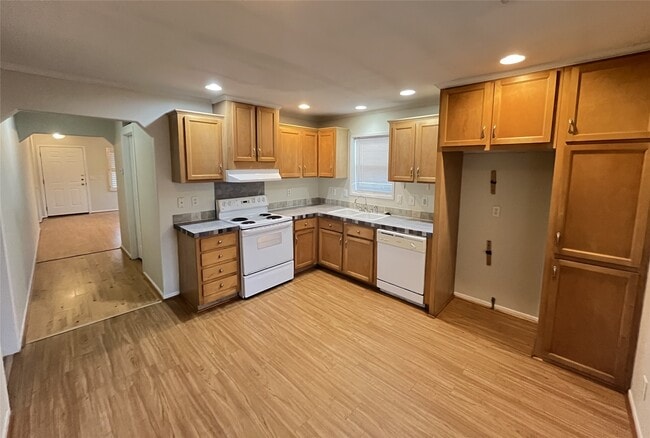 Photo - 10214 Berrybriar Ln