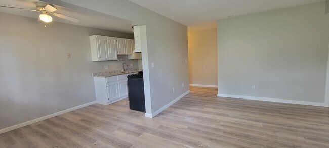 Photo - 45260 Keding St