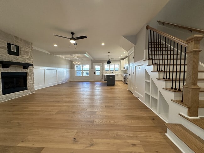 Photo - 1137 N Westyn Lp