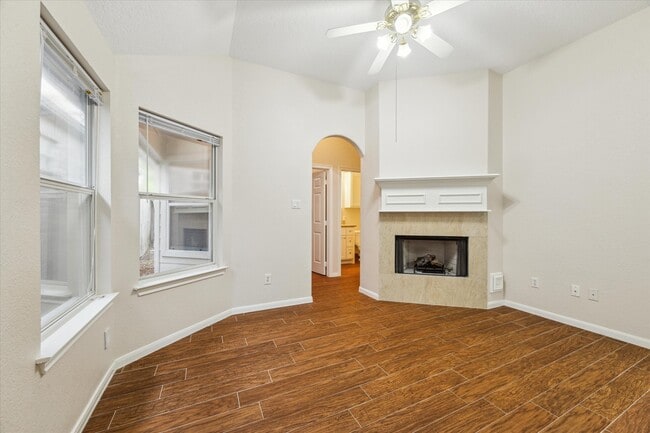 Photo - 2806 Crescent Star Rd